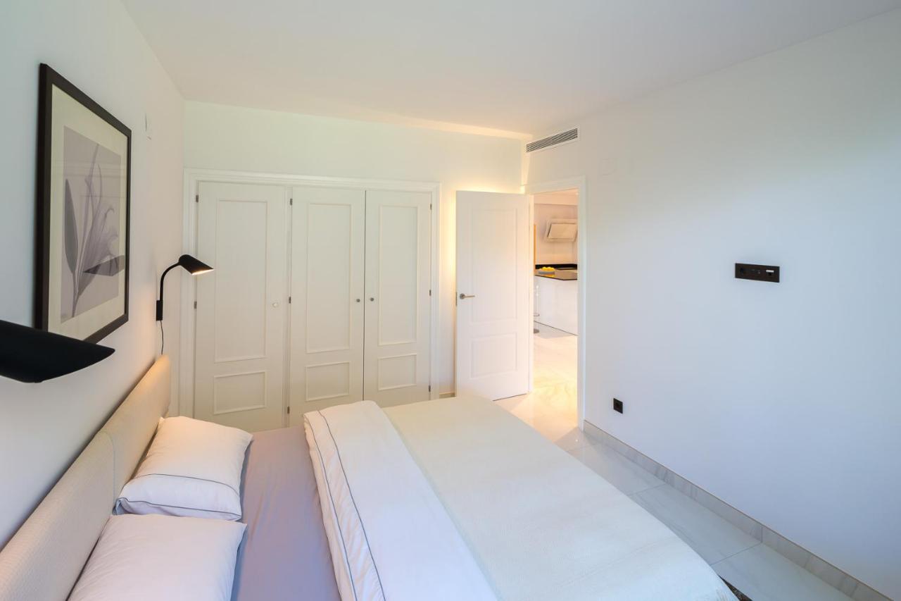 Jardines Las Golondrinas Apartments Elviria Marbella Exterior photo